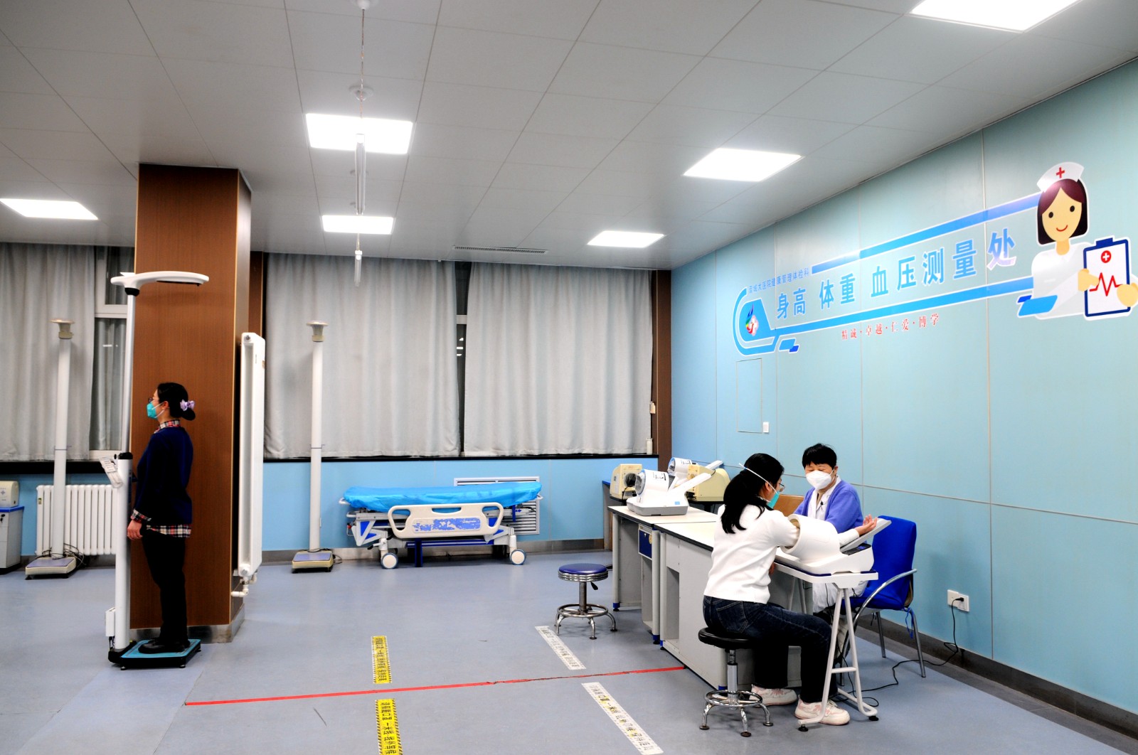 身高、體重、血壓測量區(qū).JPG